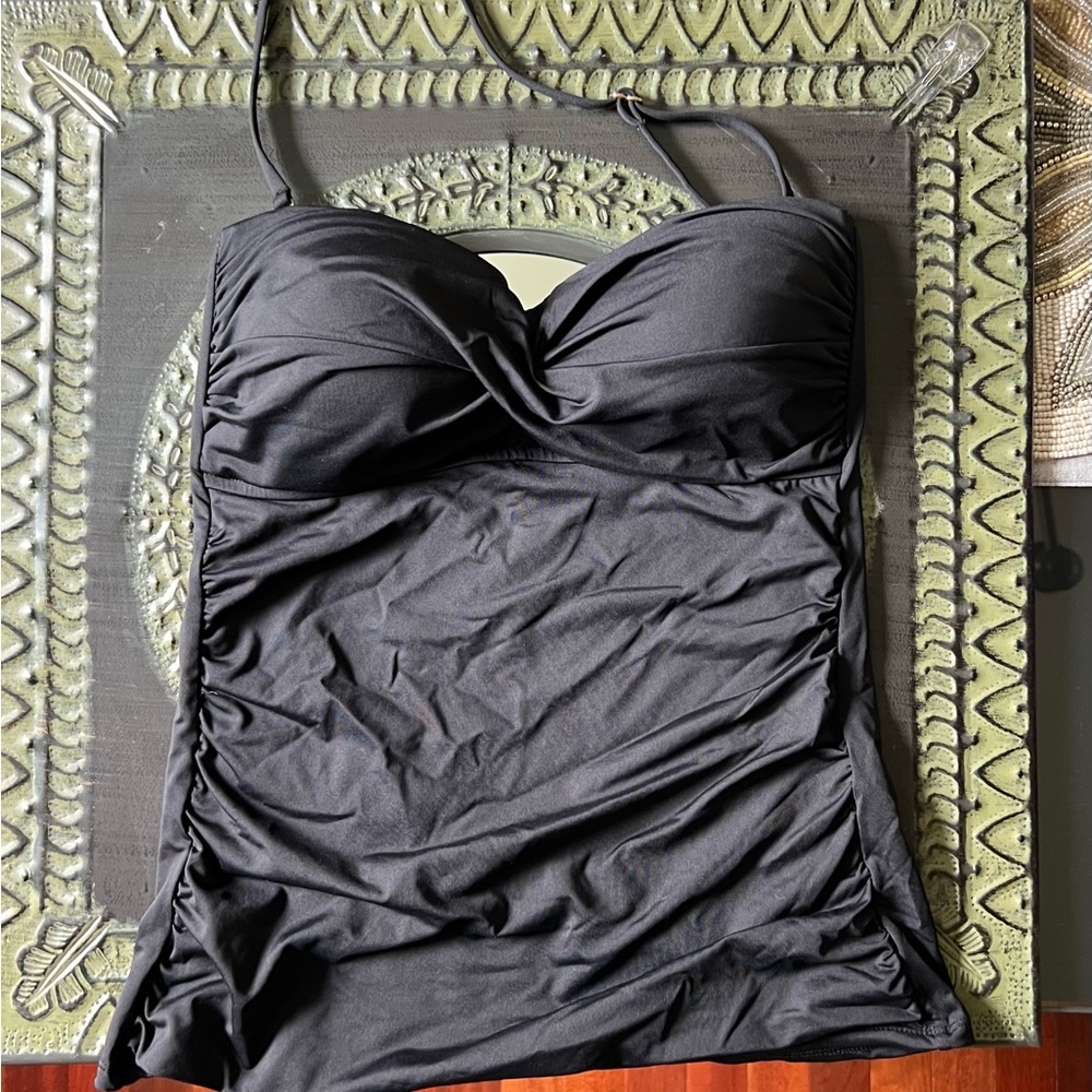 Anne Cole Tankini Top. Excellent Condition.